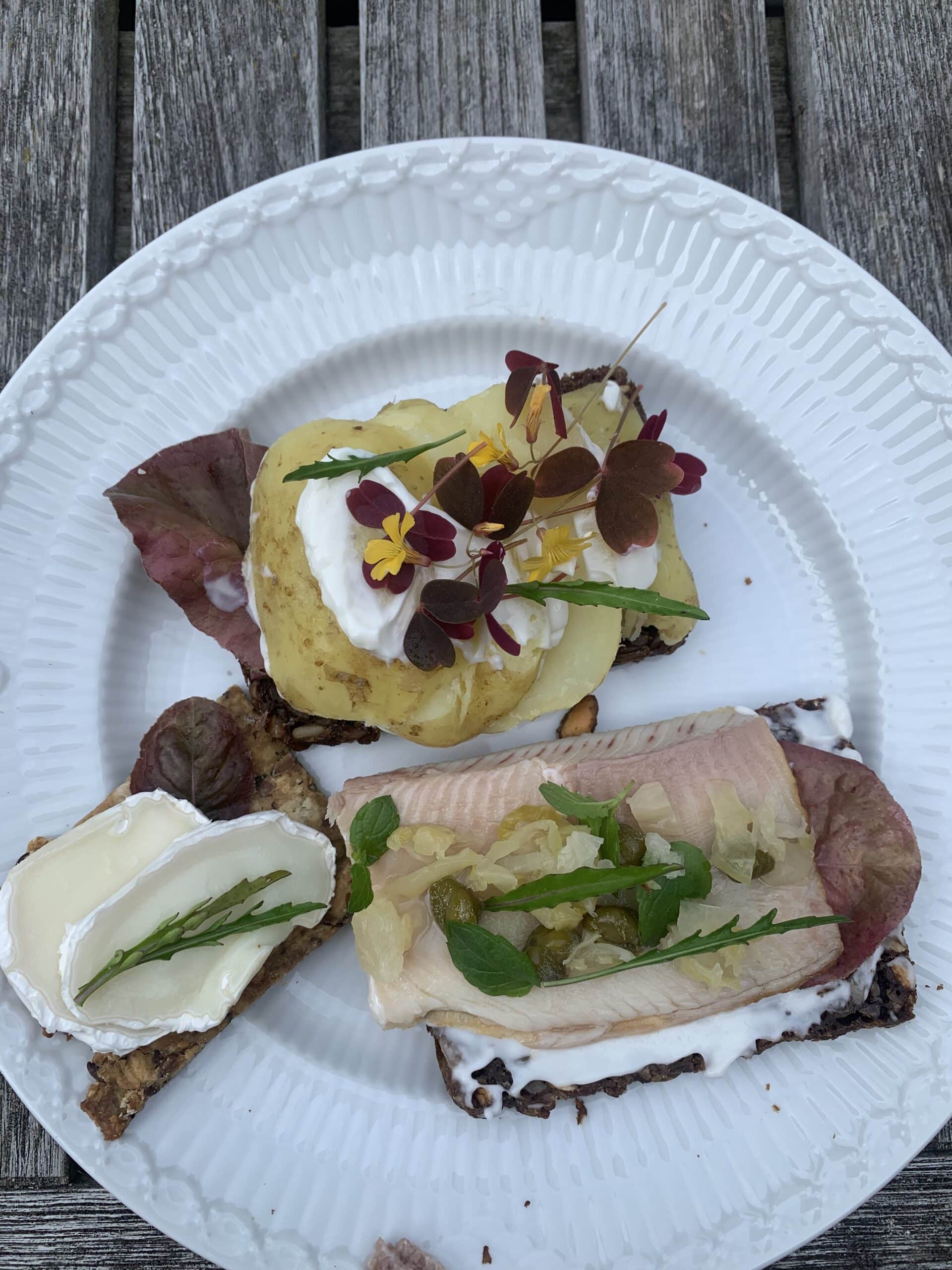 Kartoffel, ørred og gedeost 13 Kartoffel, ørred og gedeost